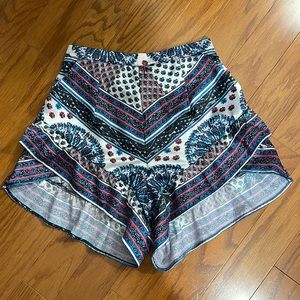 L’atiste Silky Patterned Shorts Size S
